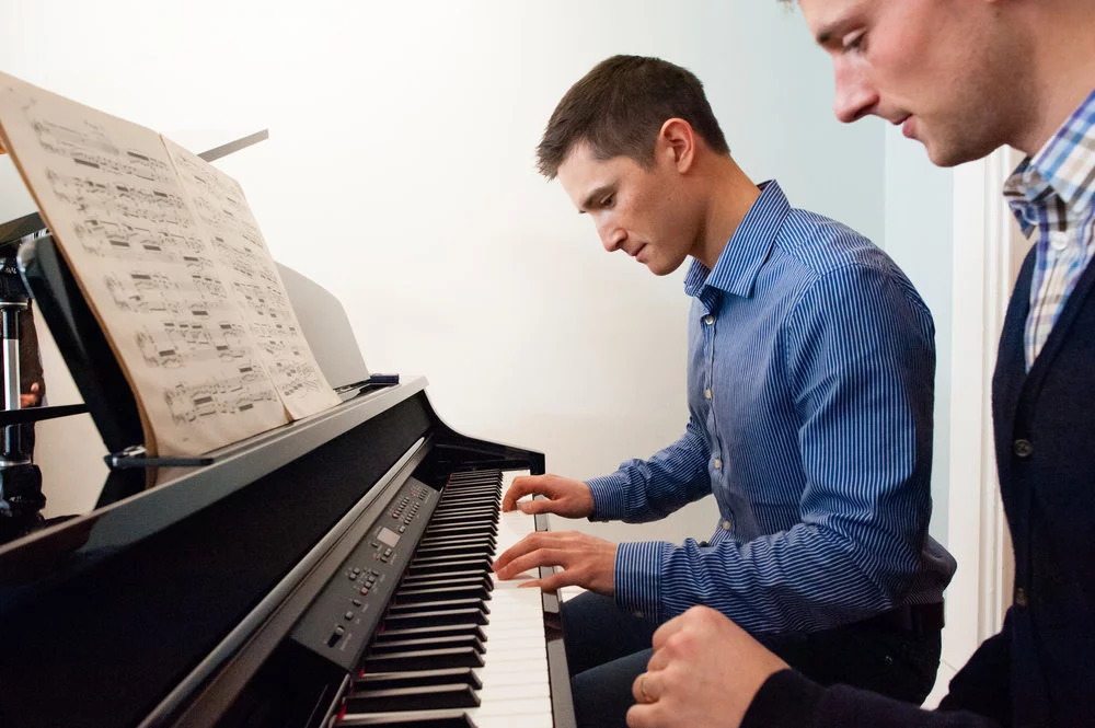آموزشگاه موسیقی سازهای کلاسیک ، پاپ و آواز سنتی